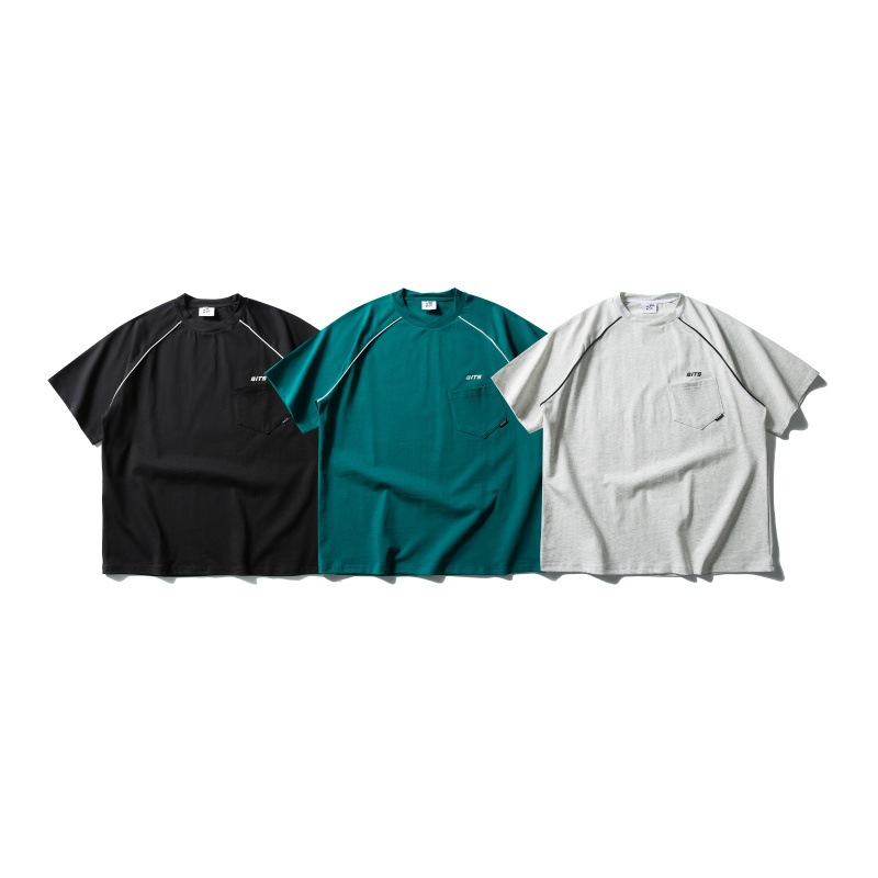 Loose shoulder length short sleeves with wrapped edge and patch pocket design