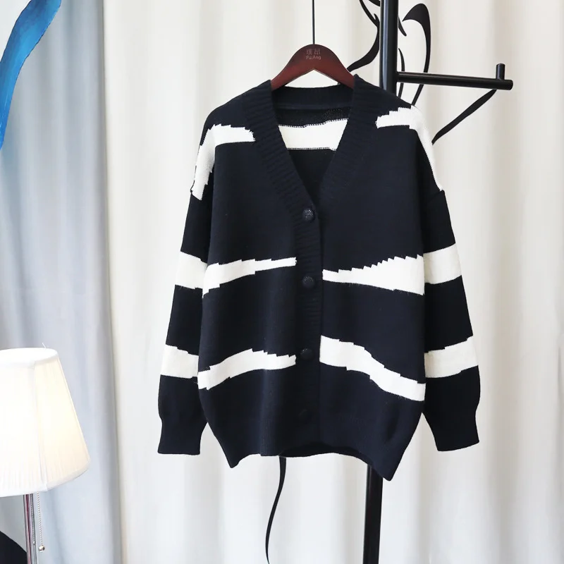 Ladies Curve Crew Collar Oversized Colorblock Cardigan