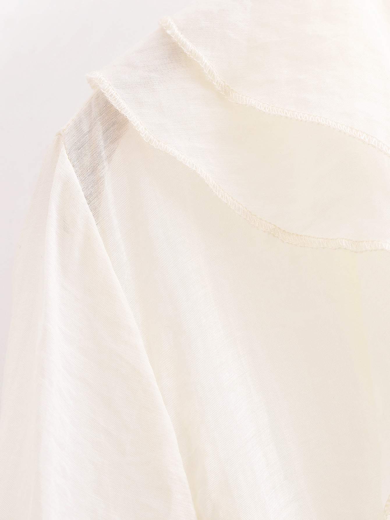 Modern Frill Trim Plunging Neckline Long Sleeve Shirt