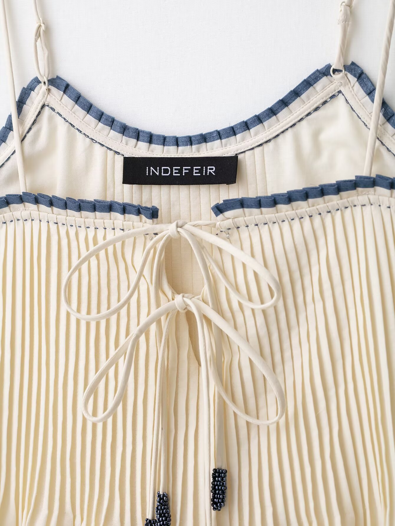 Two-Tone Trimmed Crew Cami