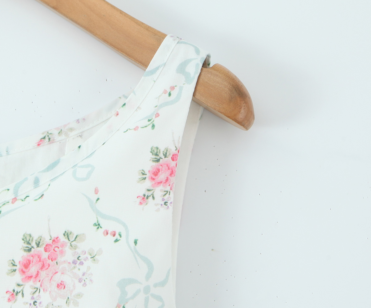 Sleeveless Botanical Print Midi Dress With Ribbon Tie