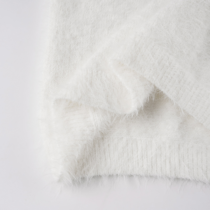 Ladies Relaxed Round Neck Plain Furry Sweater