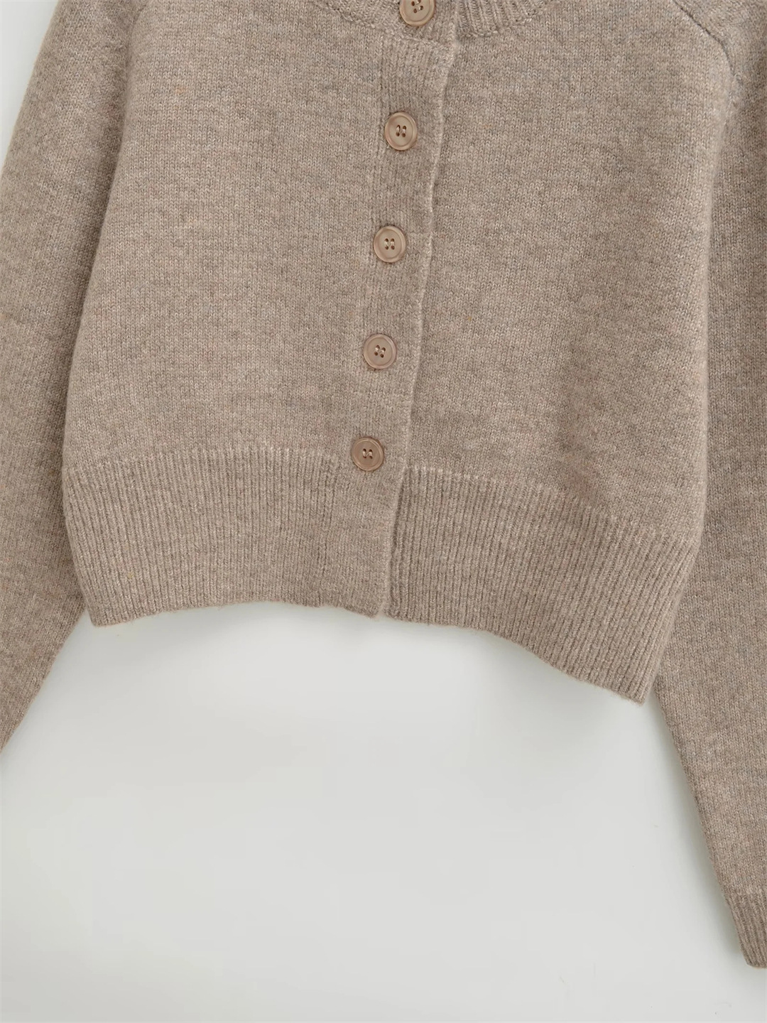 Plain Urban Crew One-Clasp Full-Arm Crop Cardigan