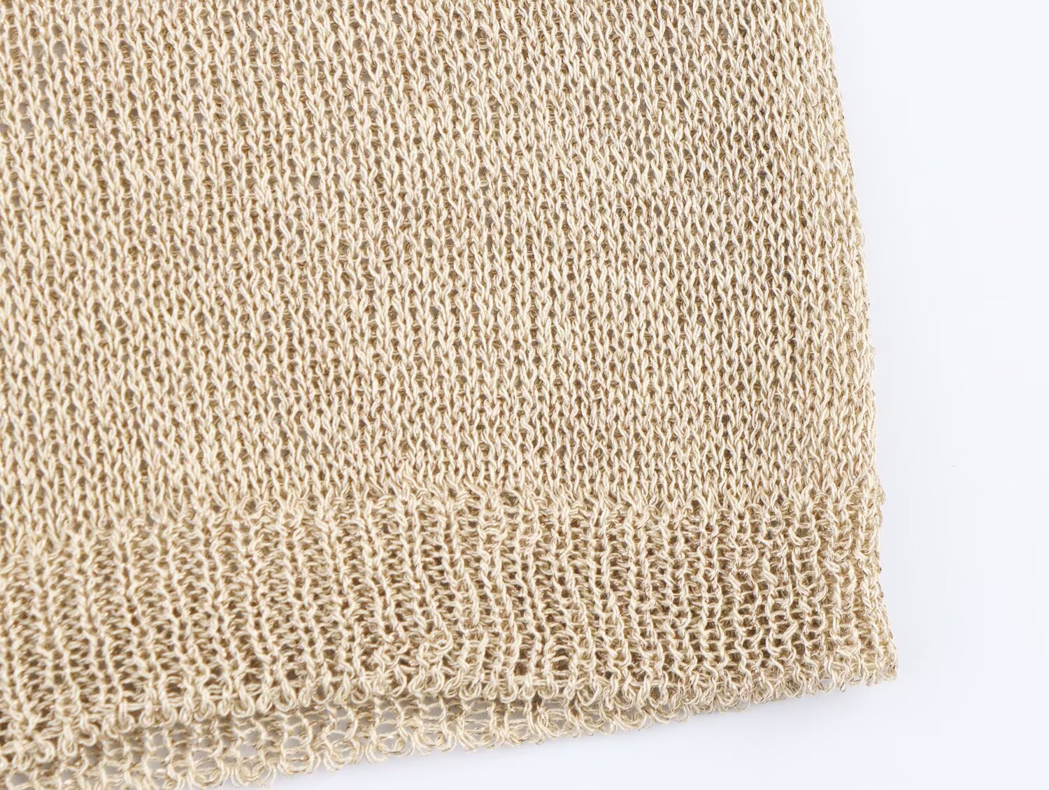 Ladies' Wrist-Length Cardigan Sweater