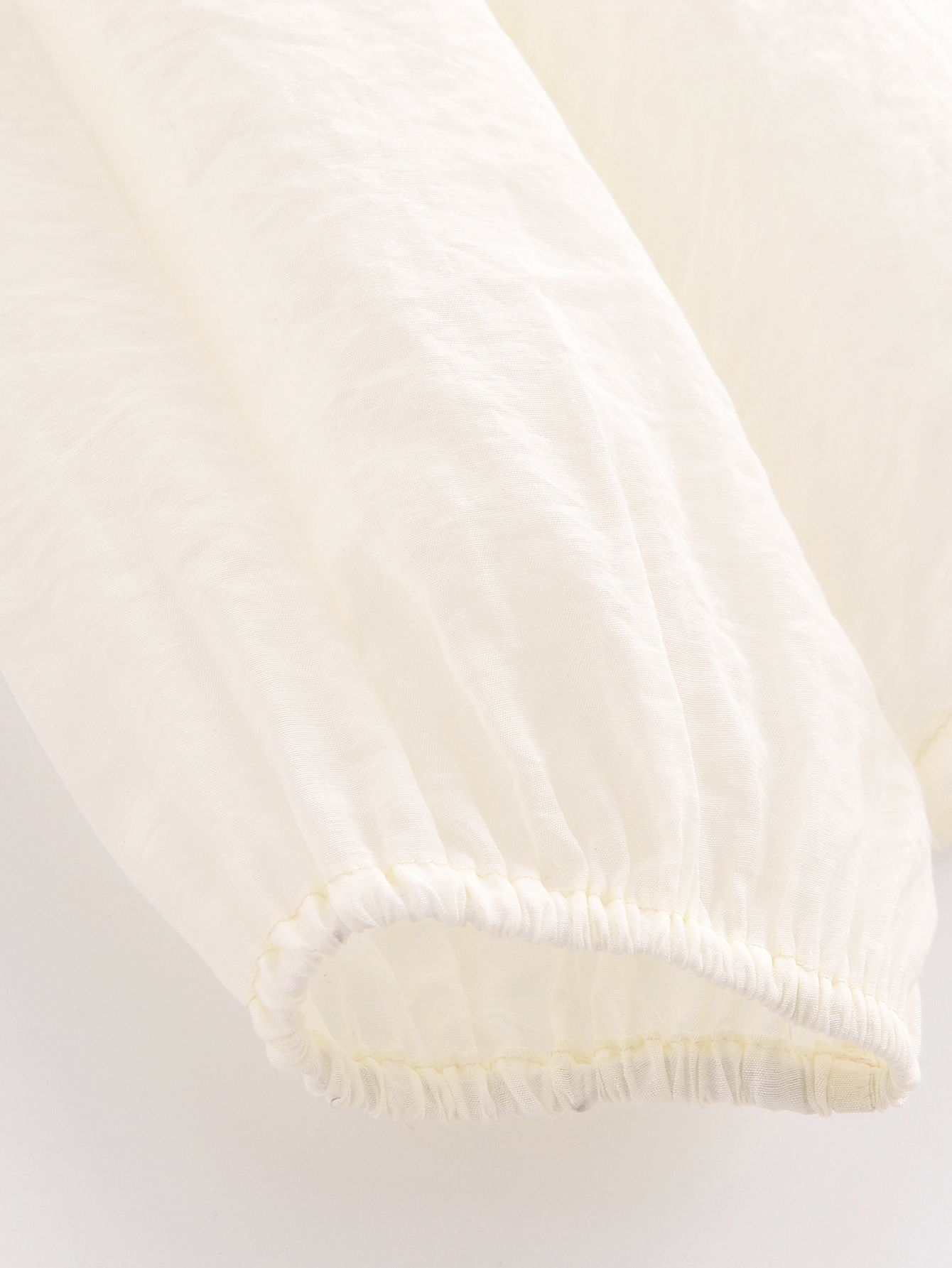 Modern Frill Trim Plunging Neckline Long Sleeve Shirt