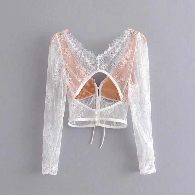 Contemporary Loose-Fit Plunge Rear Keyhole Wrist-Length Puff Top
