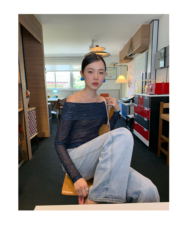 Asymmetric Long Sleeve Wave Point Slim Top