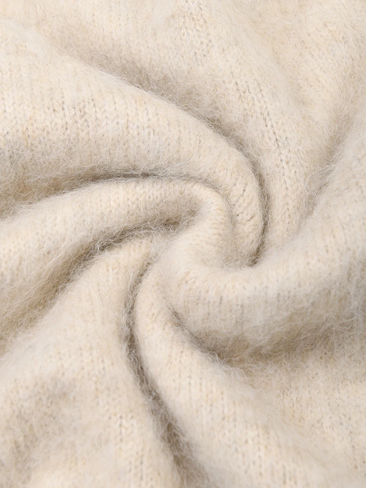 Ladies Two-Tone Knit Oversized Pullover