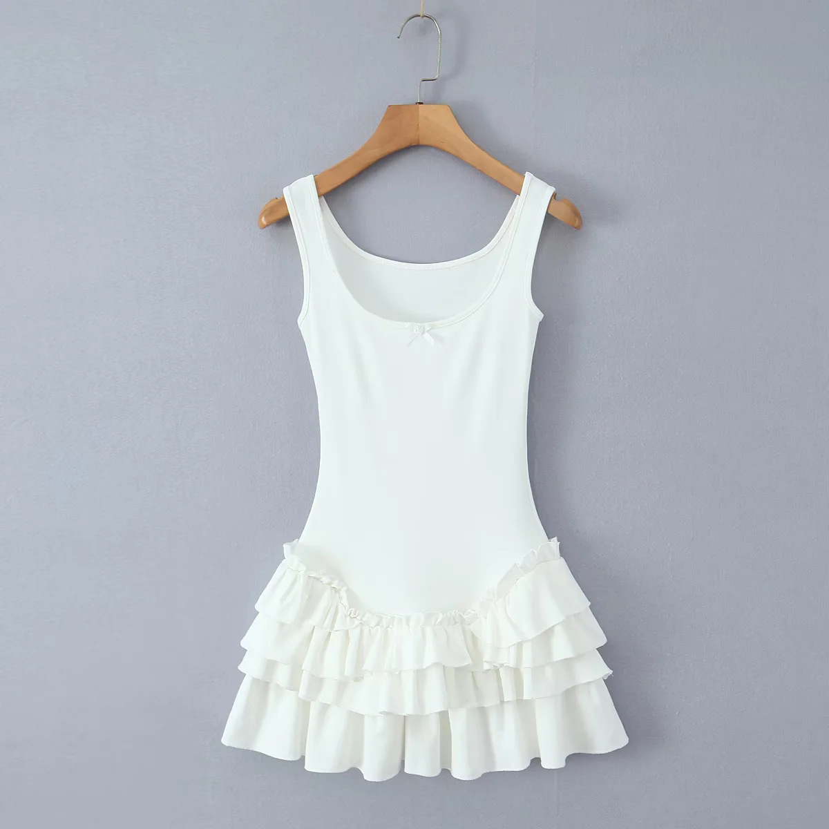 Square neck high elasticity sleeveless short skirt