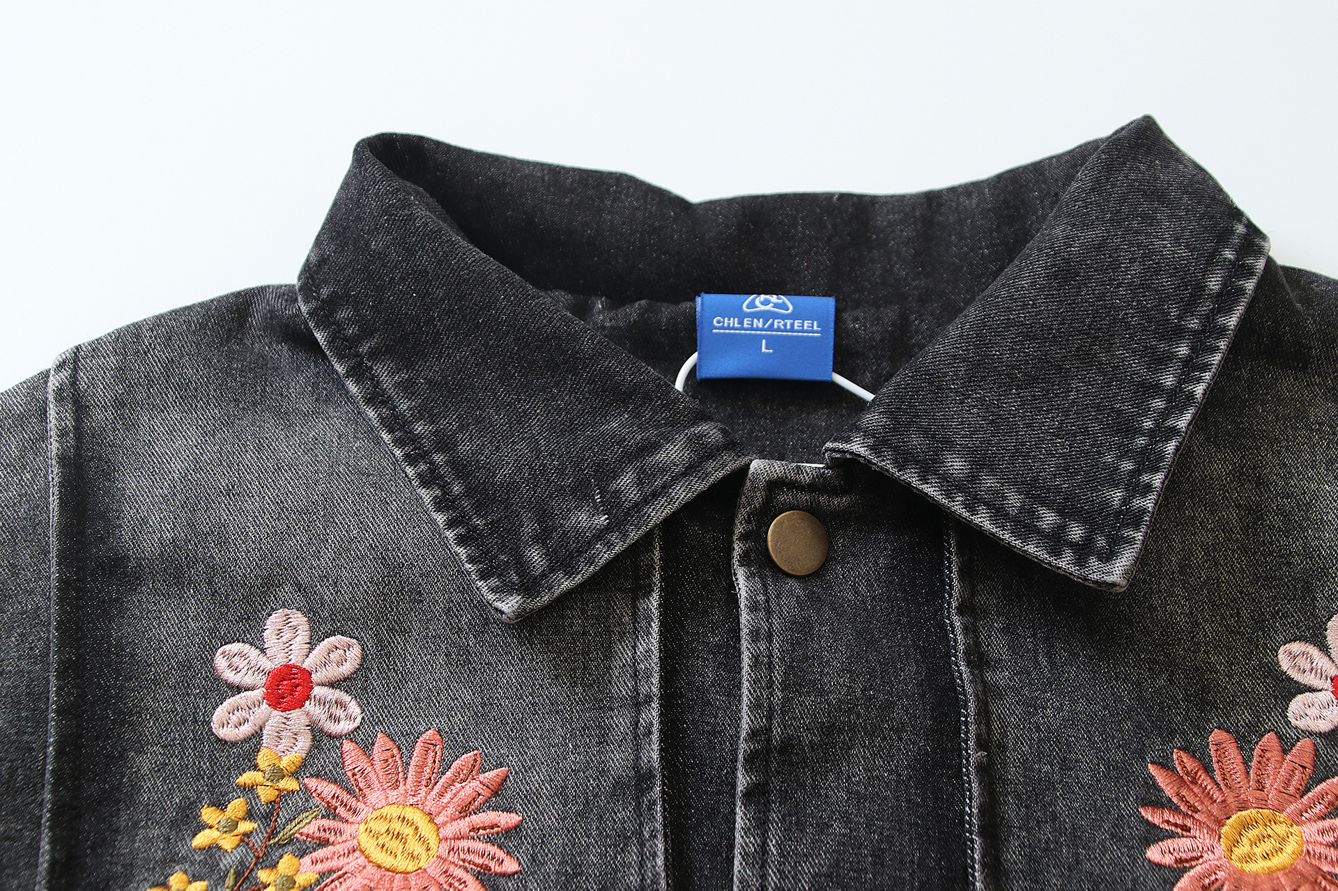 Embroidered Floral Washed Turn-Down Collar
