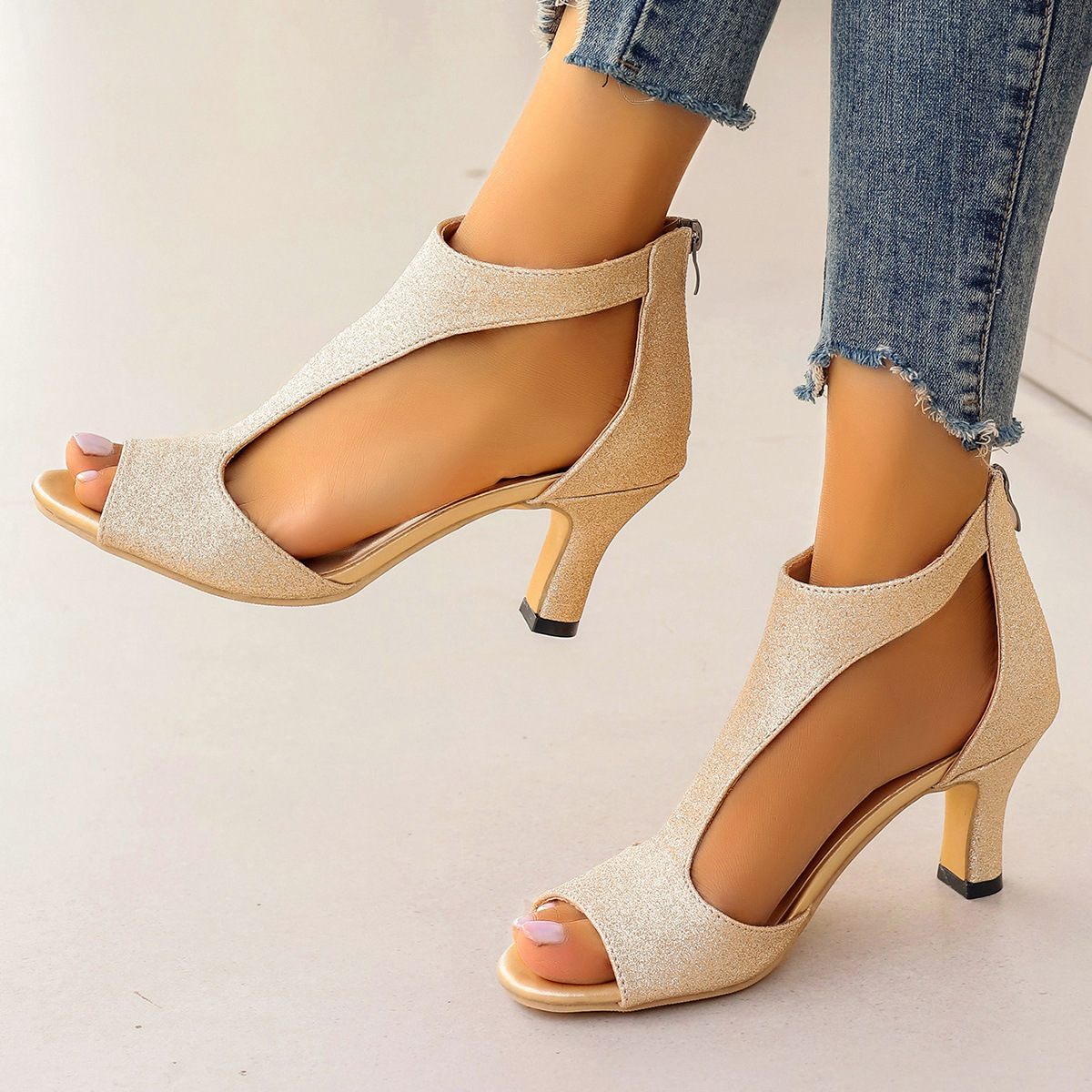 Fashionable zippered fish mouth sandals for women's summer new oversized side air thin heel Roman sandals
