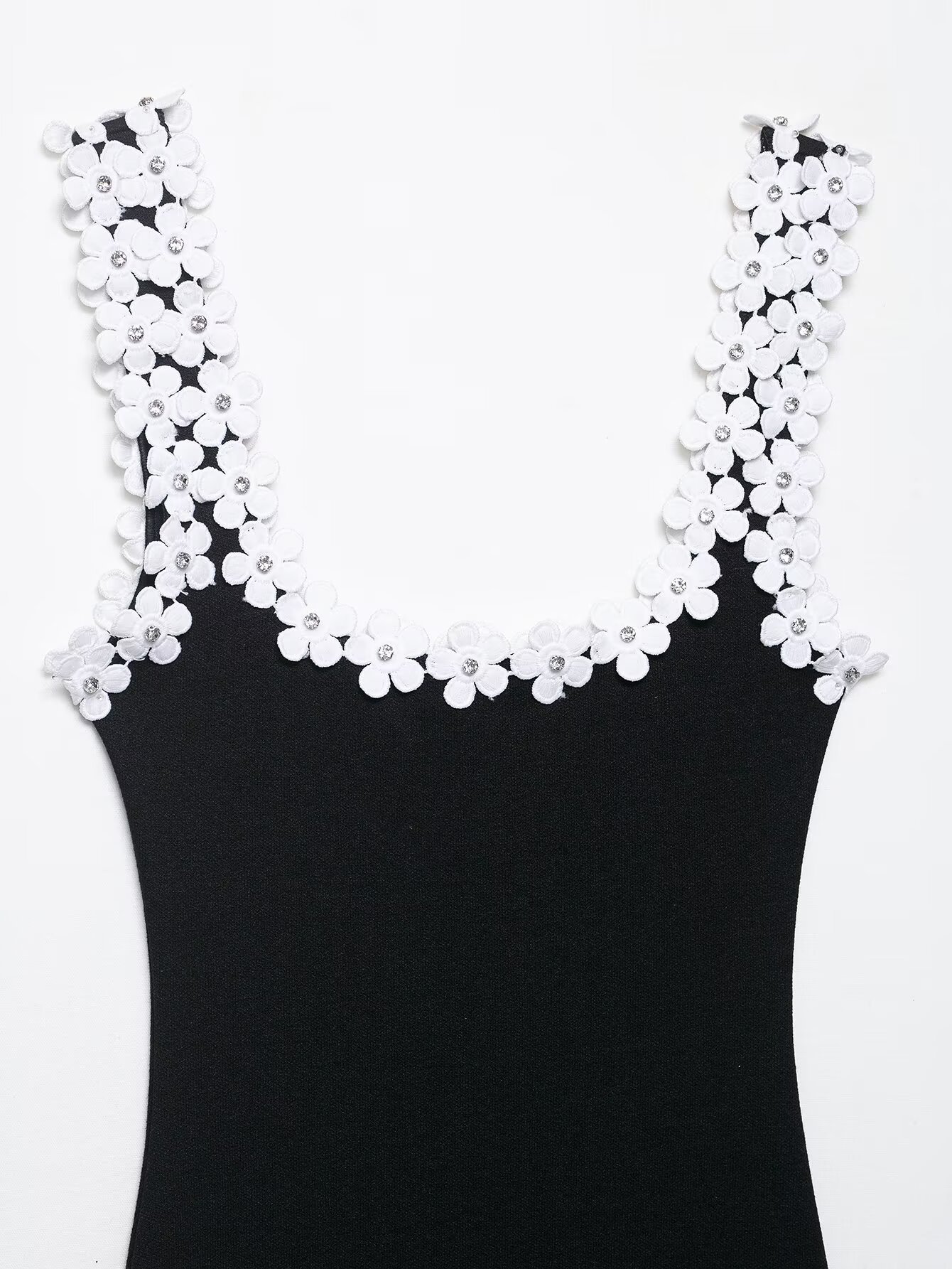Ladies 3D Floral Applique Mini Shoulder Strap Skirt
