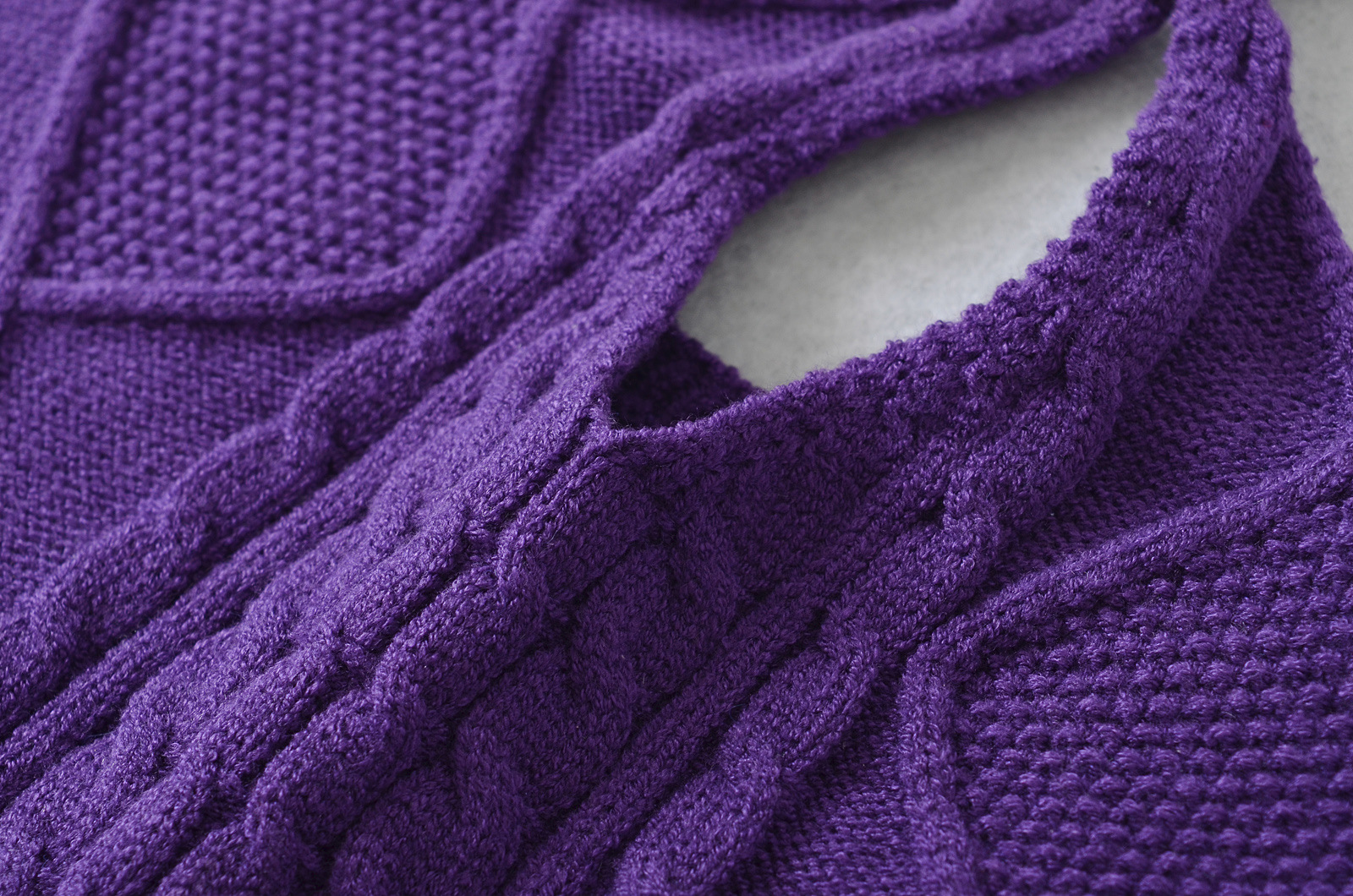 Hollow-out Knit Halter Strapless Camisole