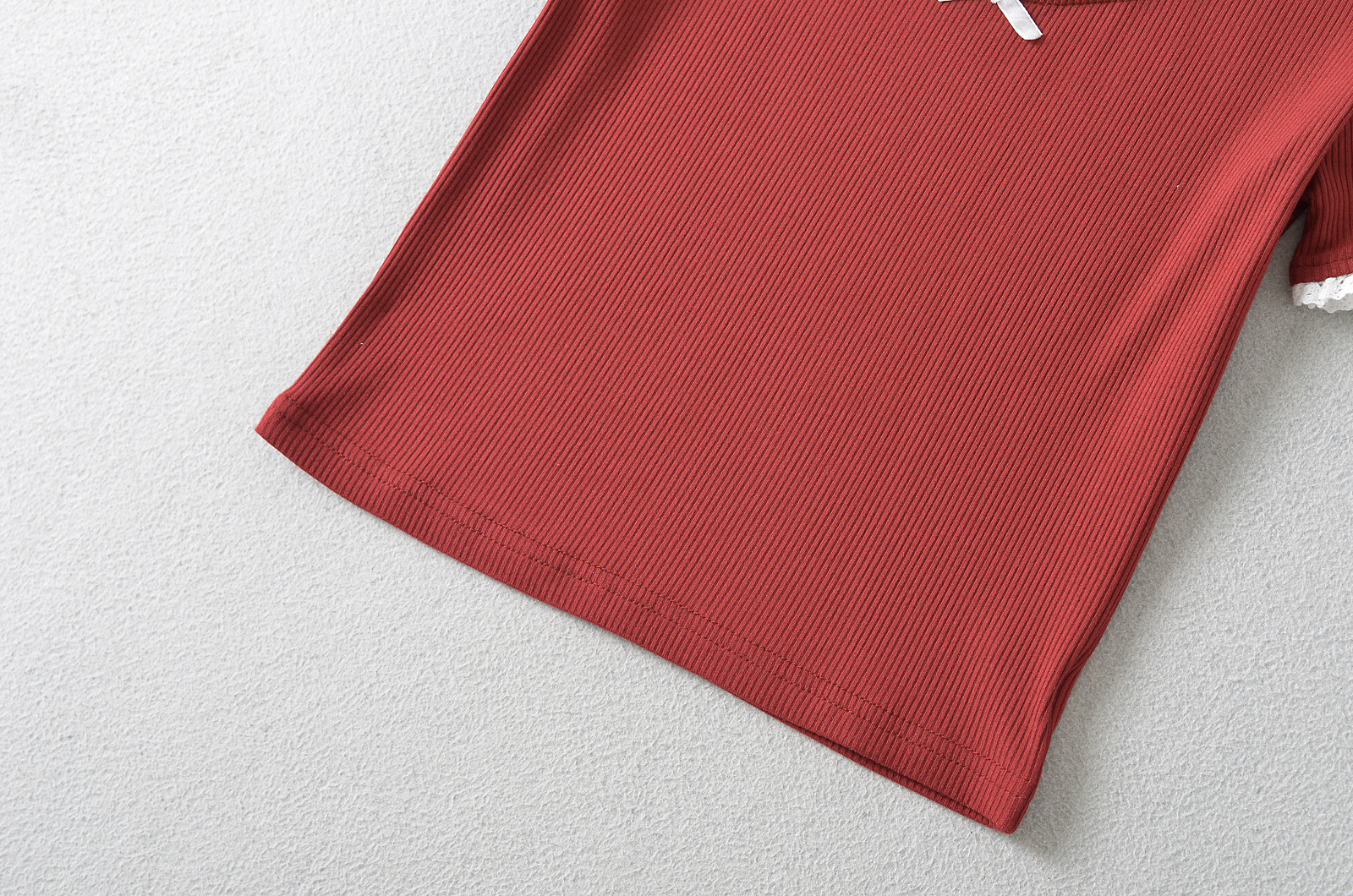 Stretch Body-Hugging Short Sleeve T-Shirt