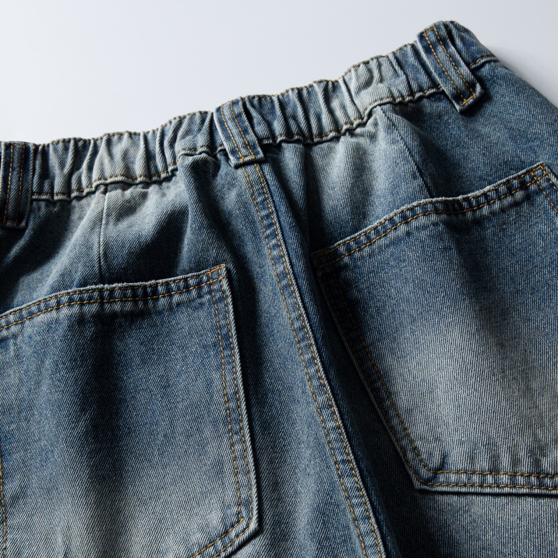 Distressed Relaxed Straight Leg Slightly Wide Washed Raw Edge Denim Pants