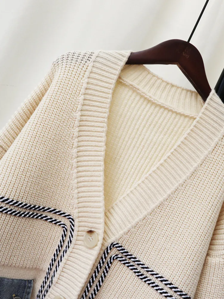 Retro Vee Collar Jean Pieced Knit Full-Sleeved Cardigan