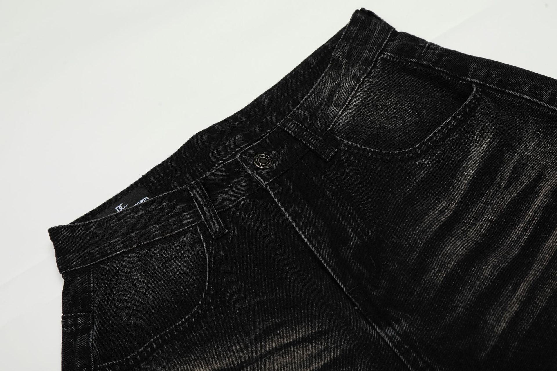 Style Washed Black Vintage Cat-Whisker Pattern Design Men's Loose Knife Cut Jeans