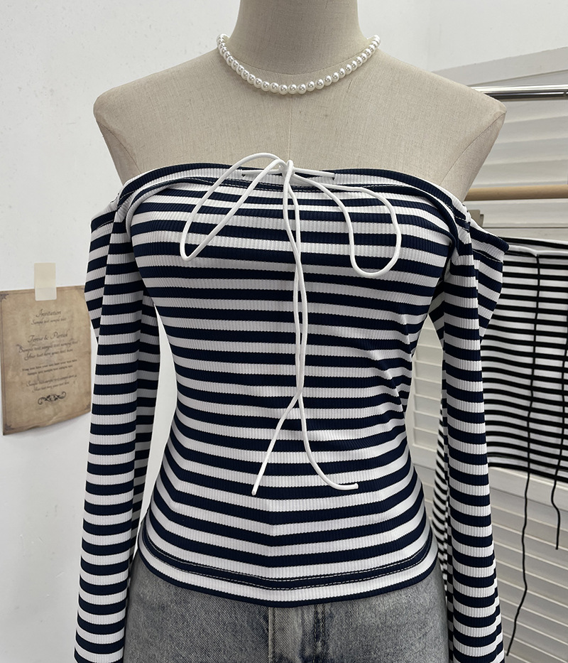 Celebrity Slim Fit Asymmetric Wrist-Length Crop Top