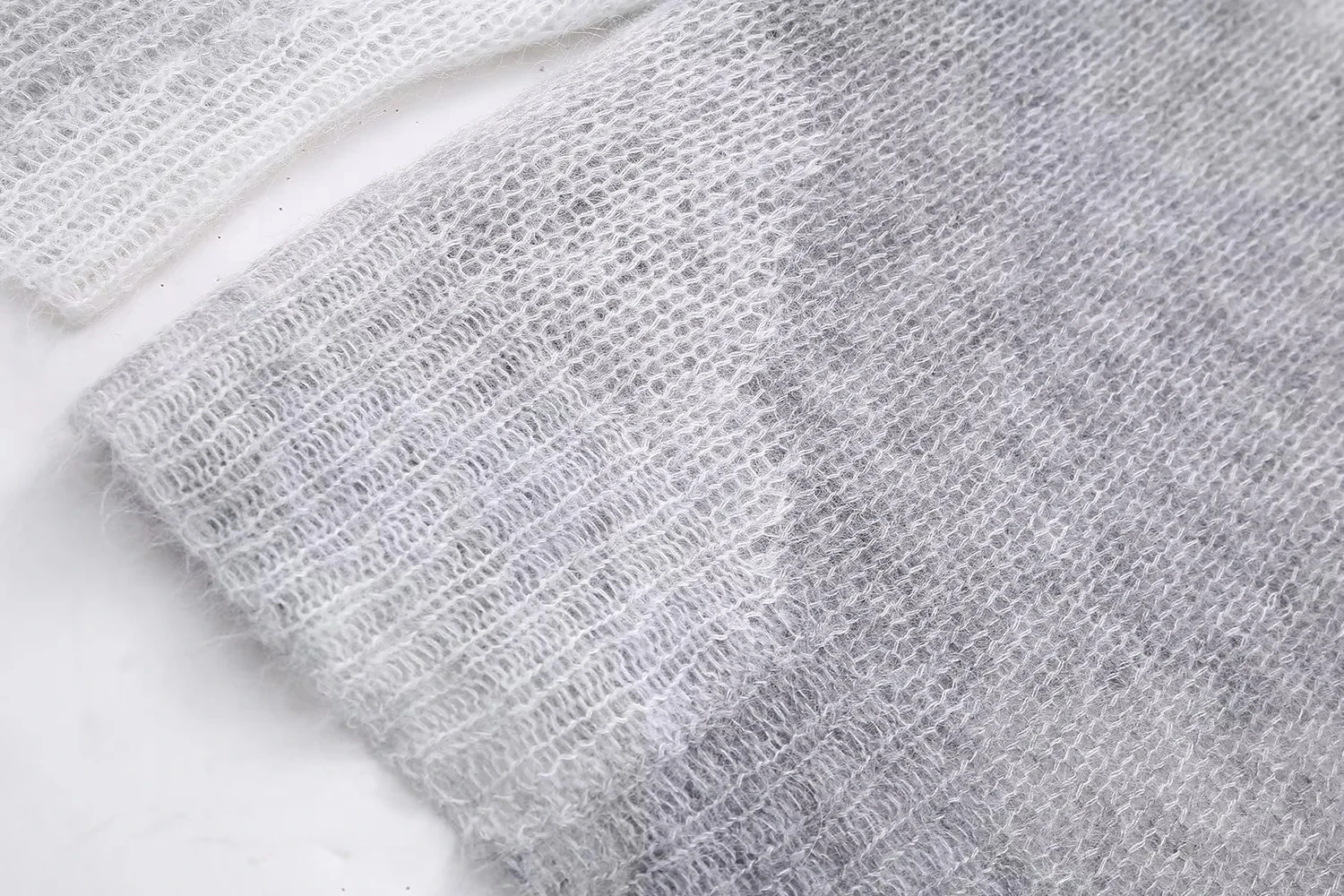 Ladies Polyester Crew Neck Sweater