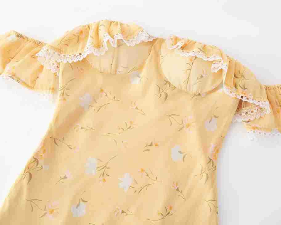 One-Shoulder Ruffle Lace Splicing Waist-Cinched Mermaid Dress