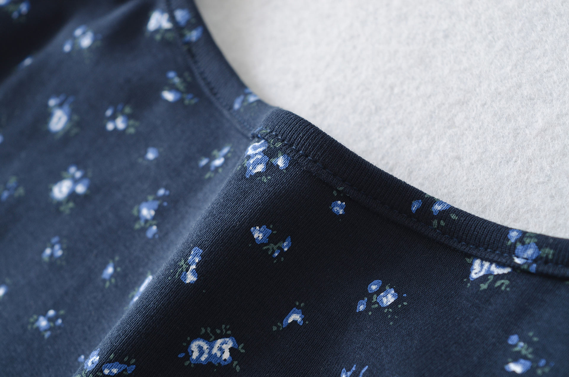 U-neck floral camisole skirt
