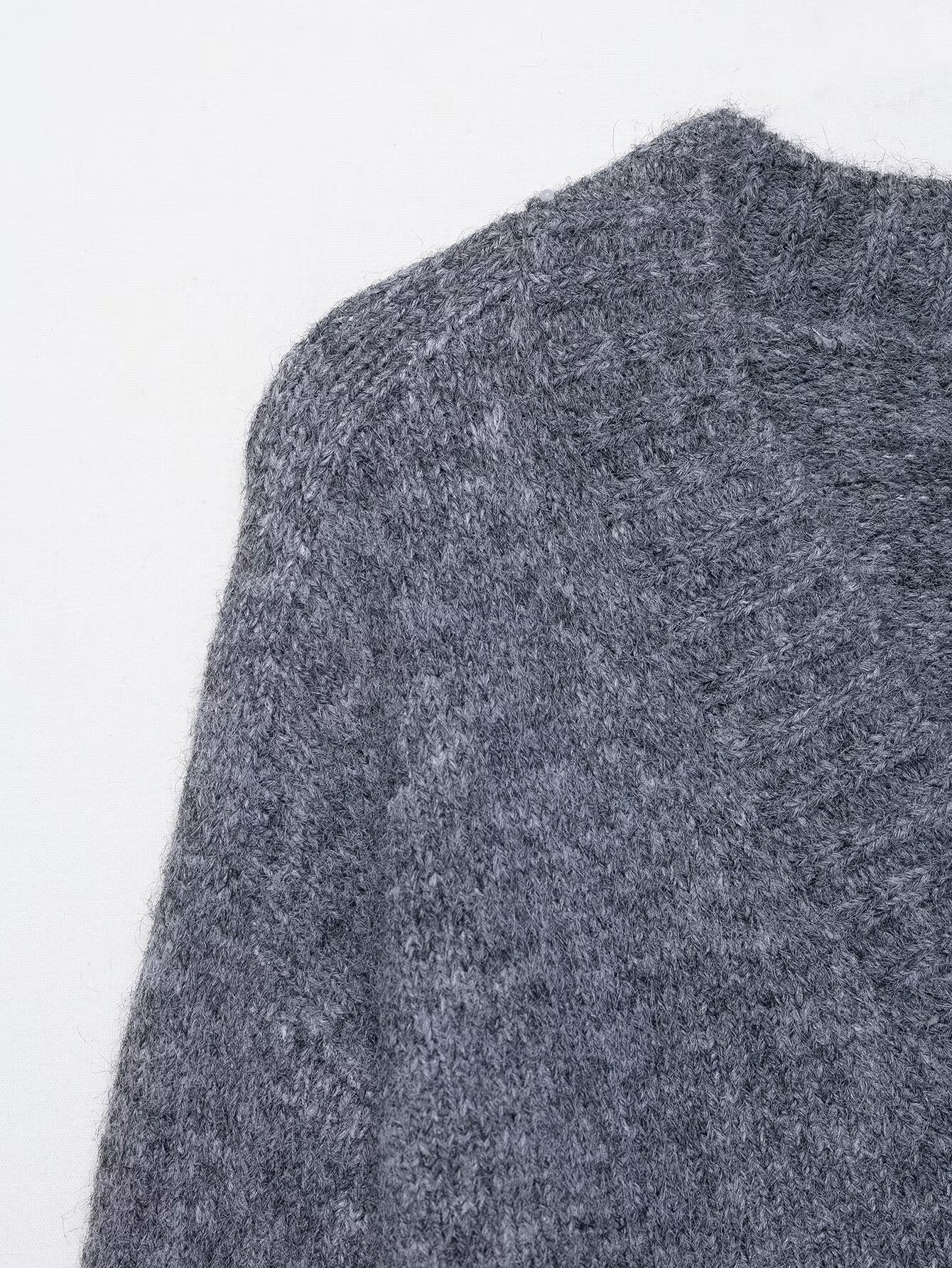 Classic Ladies Wrist-Length Plain Polyester Sweater