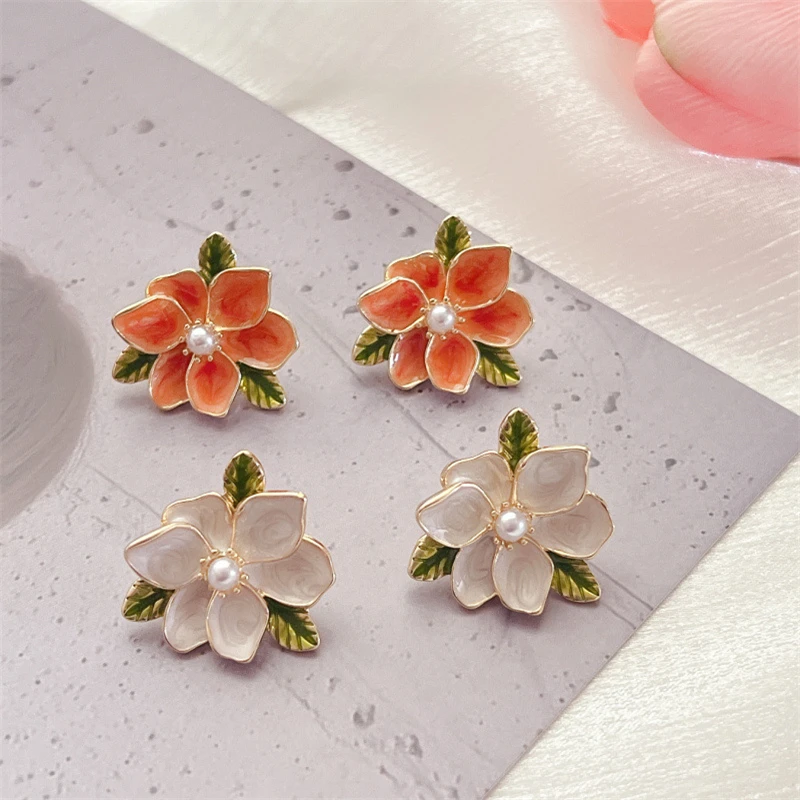 Vintage Imitation Pearl Delicate Painted Flower Alloy Stud Earrings Elegant Office Earring for Women Jewelry