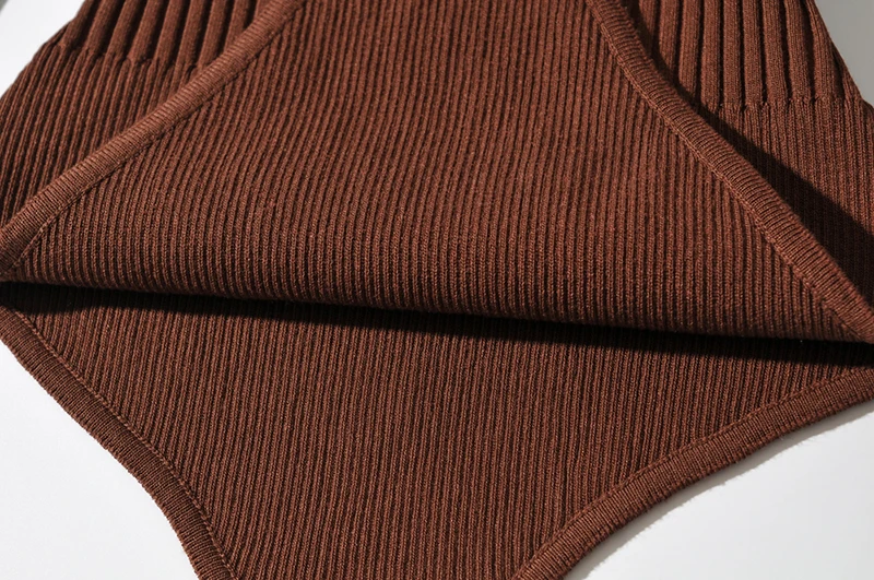 Ladies Cotton Wrist-Length Plunge Snap Stretch-Fitted Body