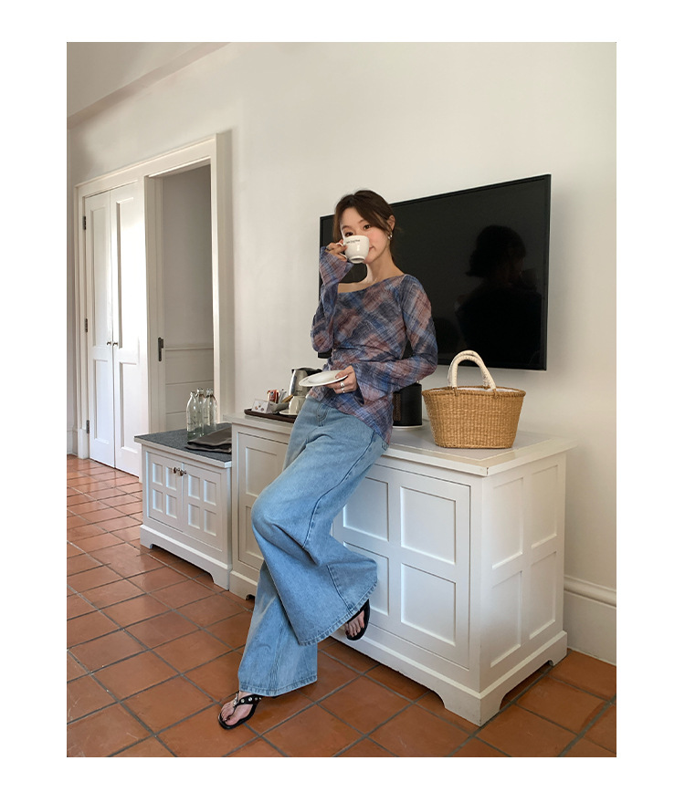 Retro Grid Diagonal Collar Fitted Long Sleeved Blouse
