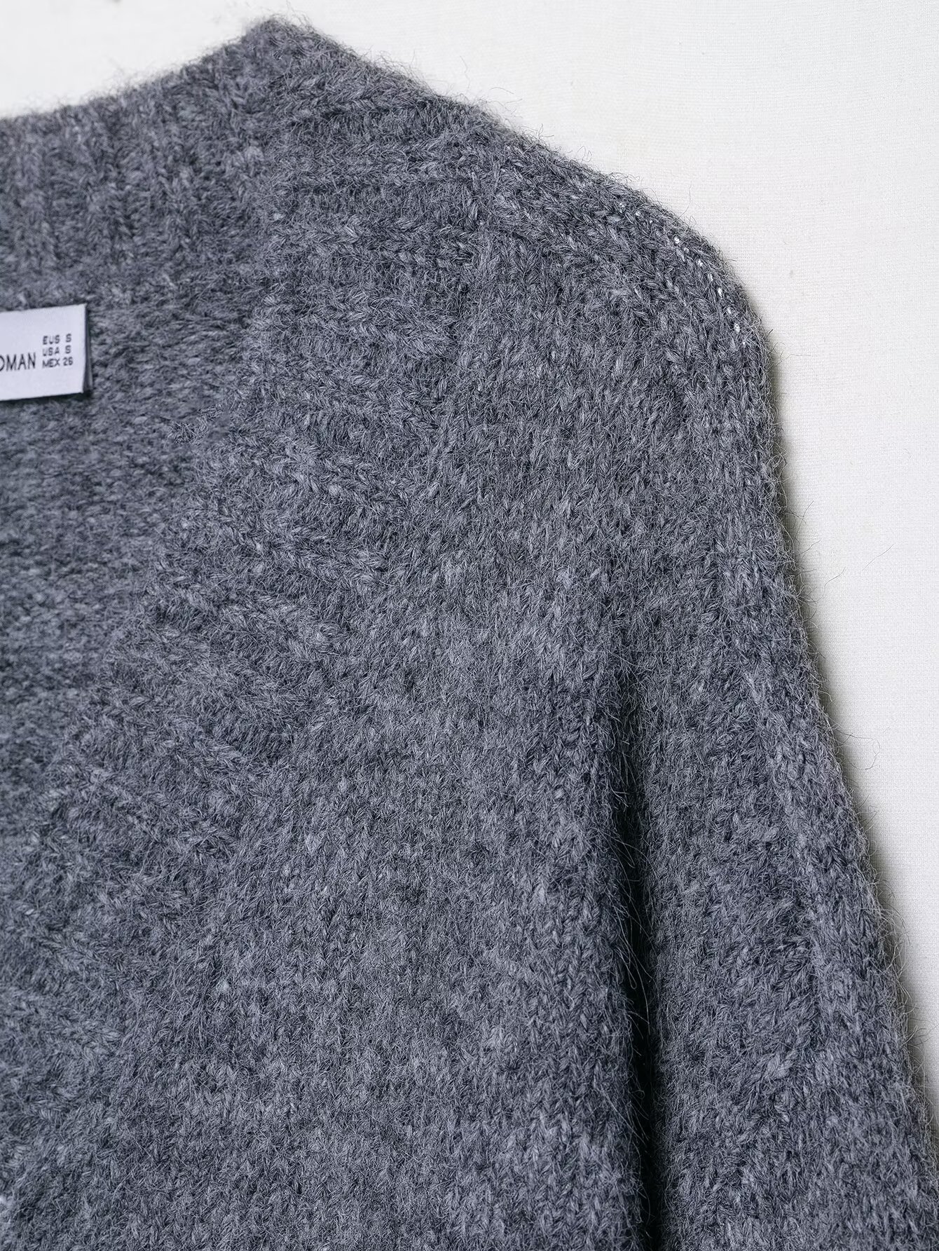 Classic Ladies Wrist-Length Plain Polyester Sweater