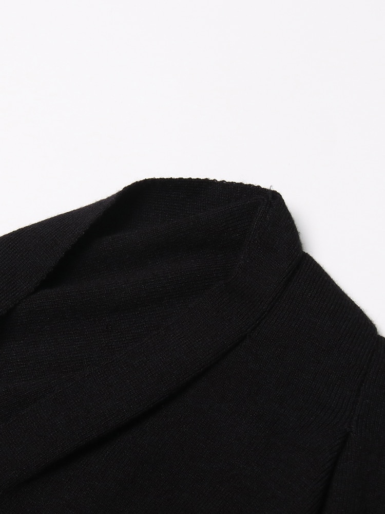 Polyester Ladies Pullover Sweater Stand Neck Cutout