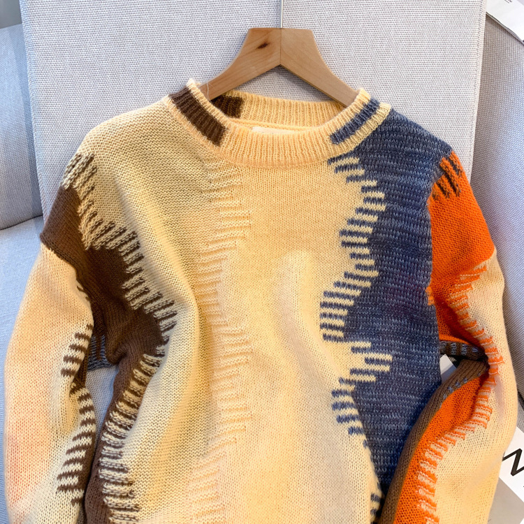 Ladies Oversized Retro Two-Tone Acrylic Sweater