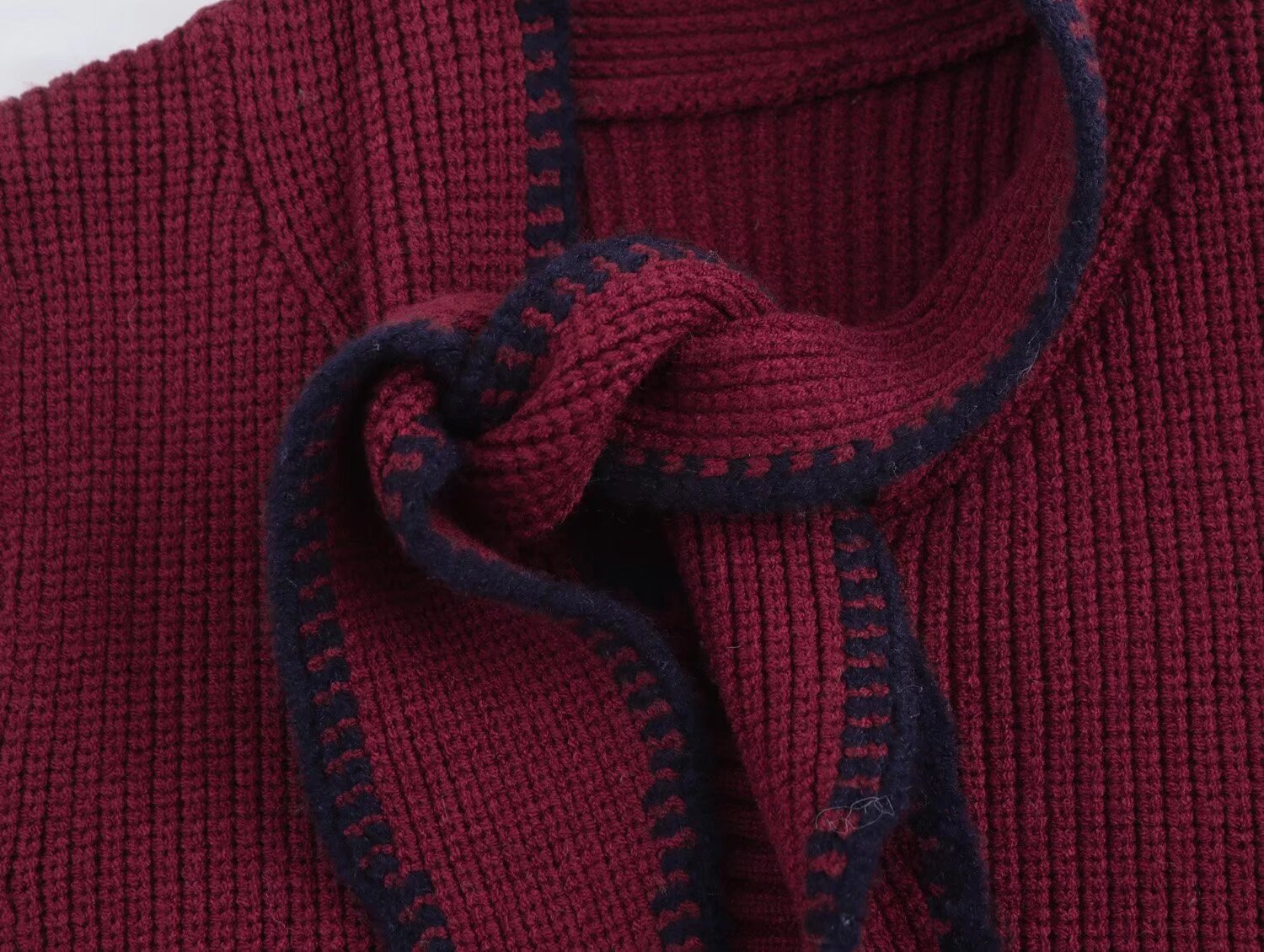Ladies Color Block Street Ascot Sleeveless Sweater