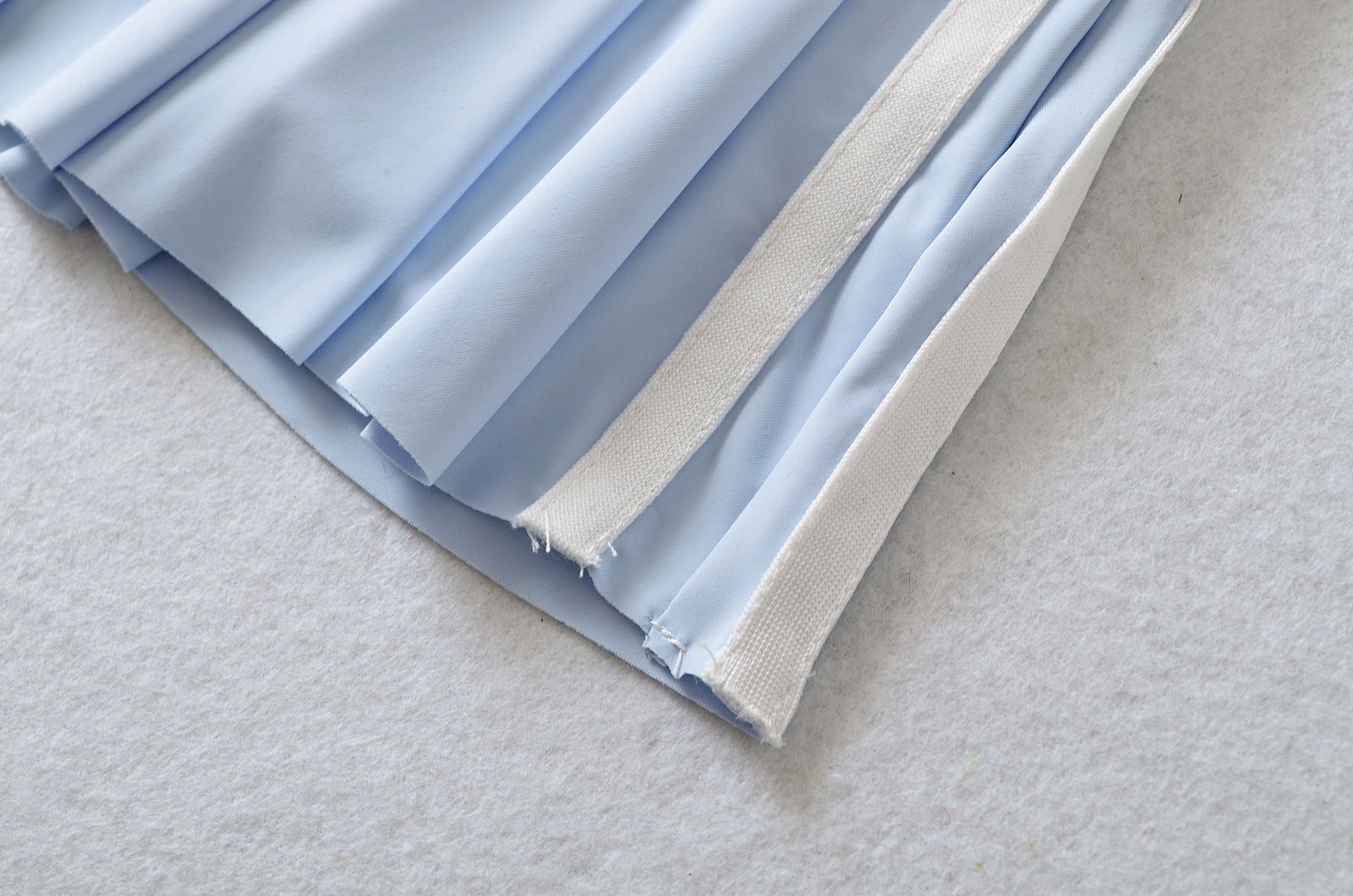 High-Waisted Quick-Dry A-Line Pleated Skirt with Lining