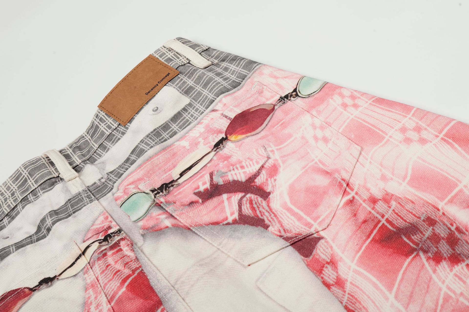 Street Retro High-End Scarf Print Design Unisex Loose Knife-Edge Jeans