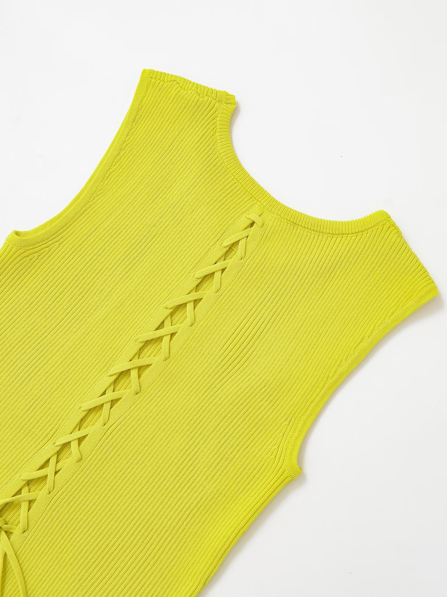 Sleeve-Free Rear Bow Jersey Tee
