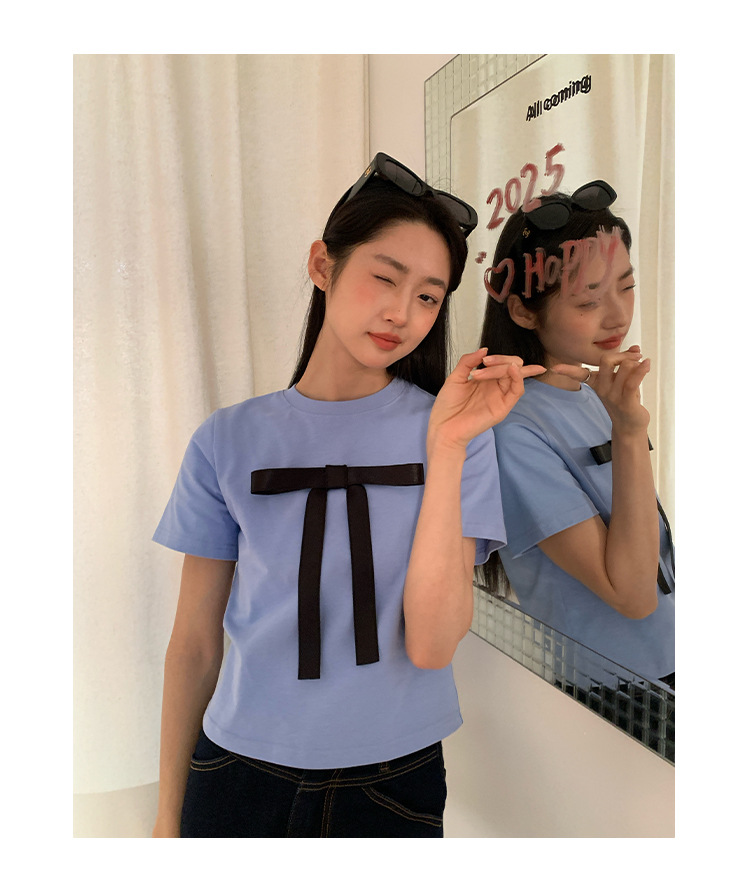 Ladies' Body-Hugging Round Neck Tie Front T-shirt