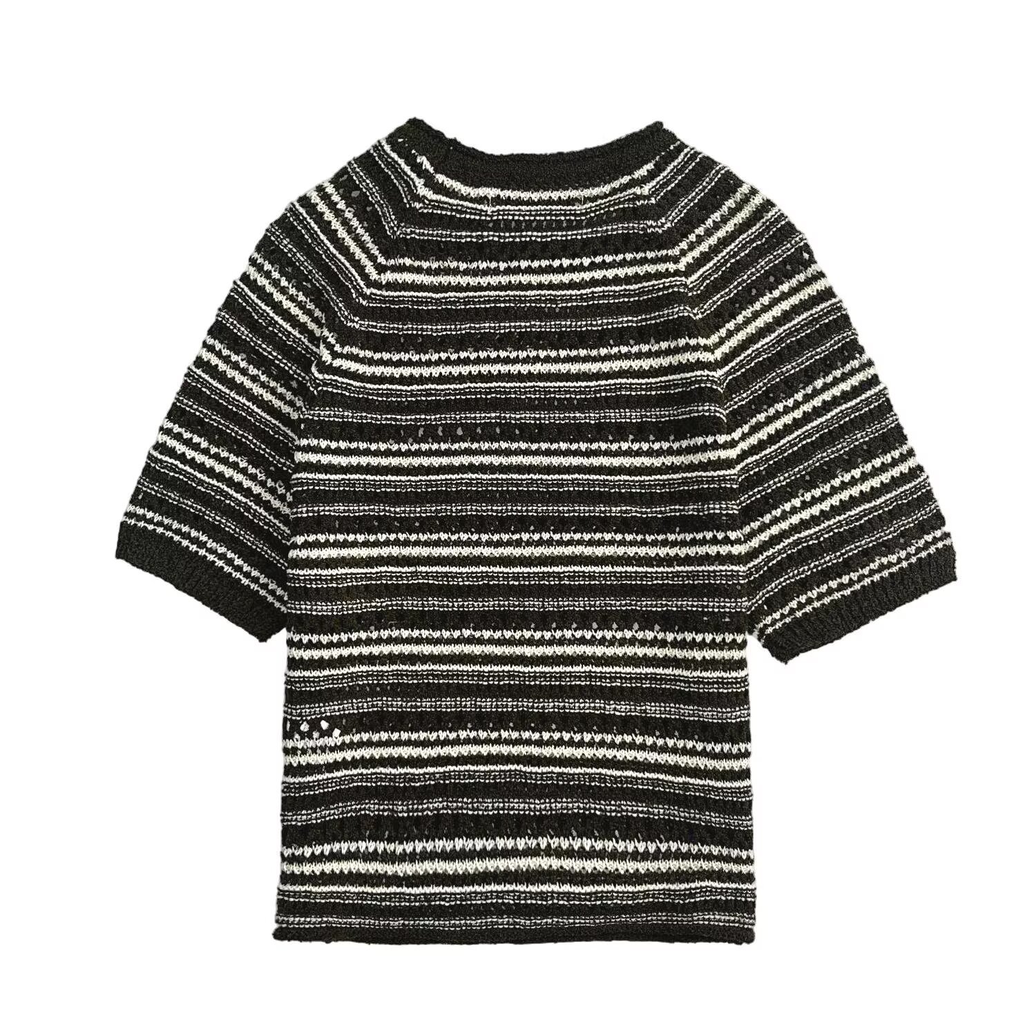 Ladies' Classic Crewneck Grid Tee