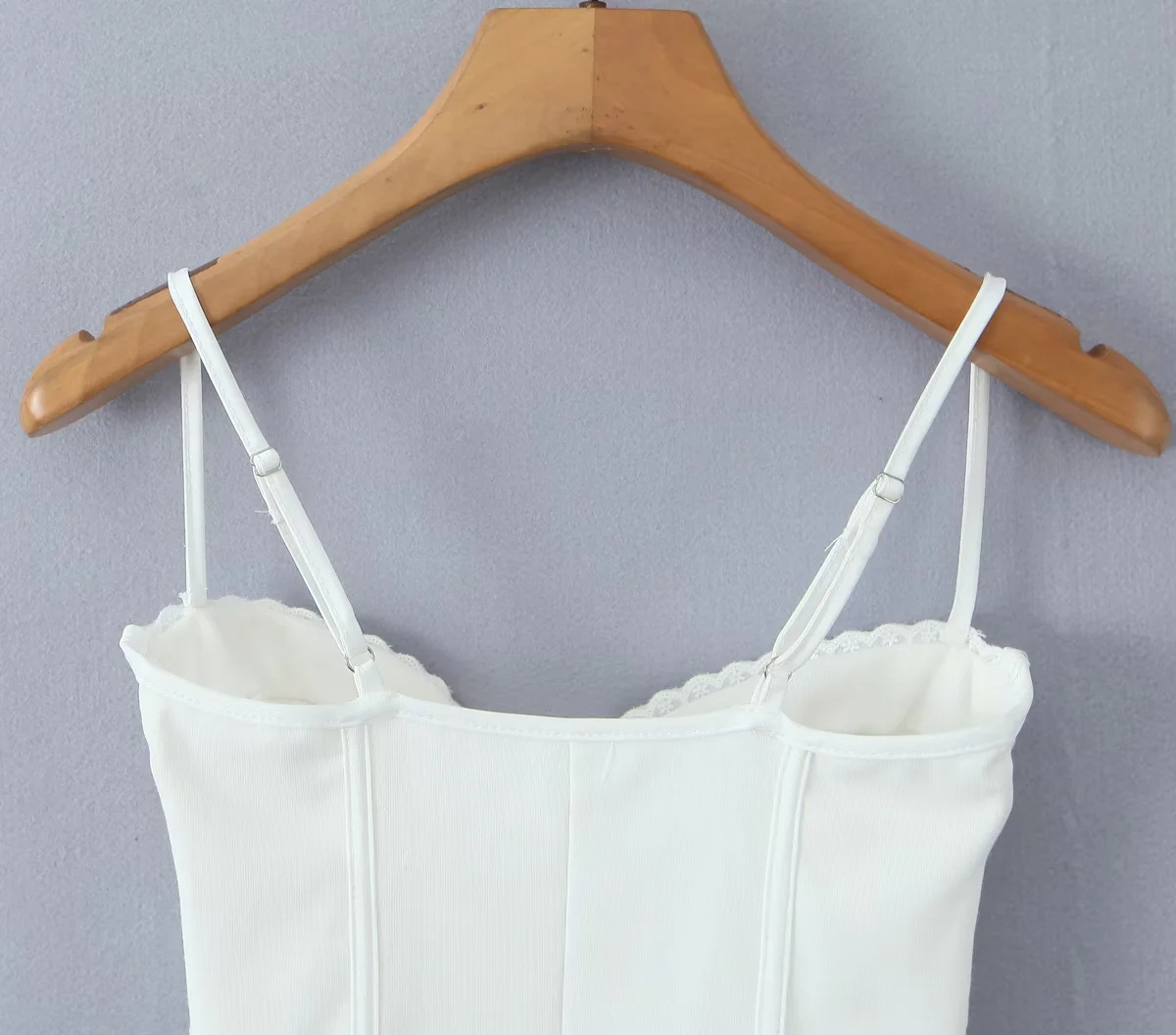 Slim Fit Strapless Solid Cami