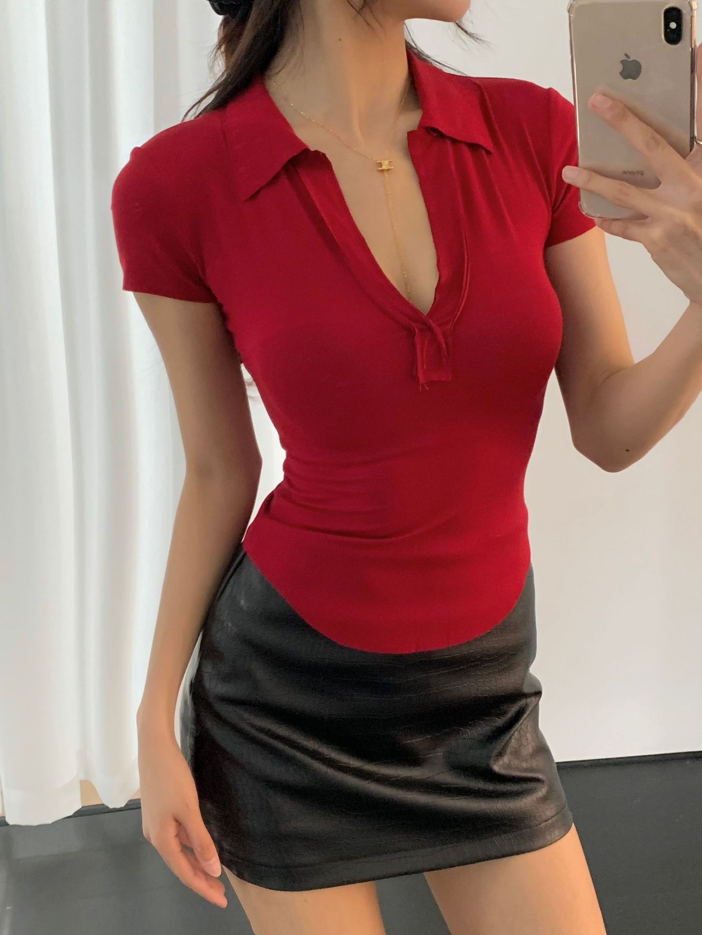 Plain Spandex Plunge Frayed Rounded Slim Tee