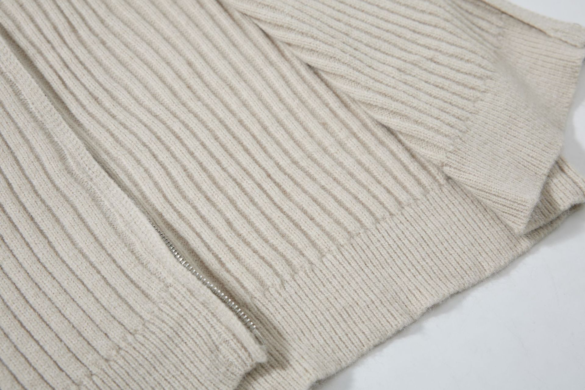 Sporty Loose Jacquard Long Sleeve Sweater