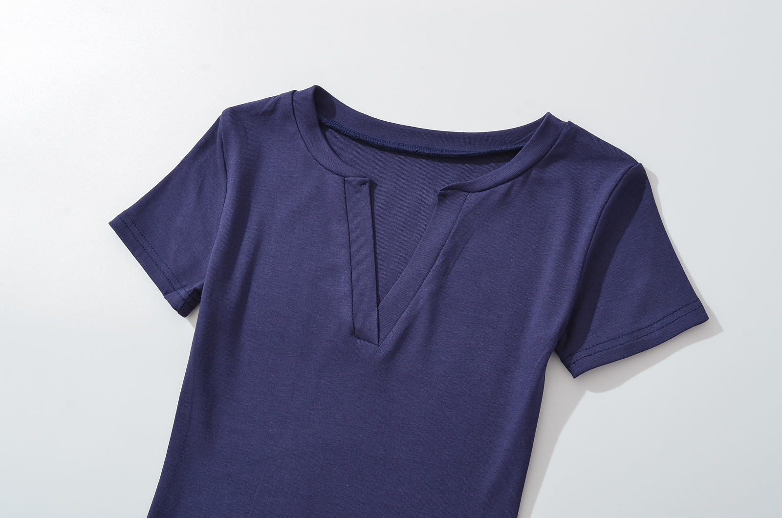 Half-Open Collar Short Sleeve T-Shirt