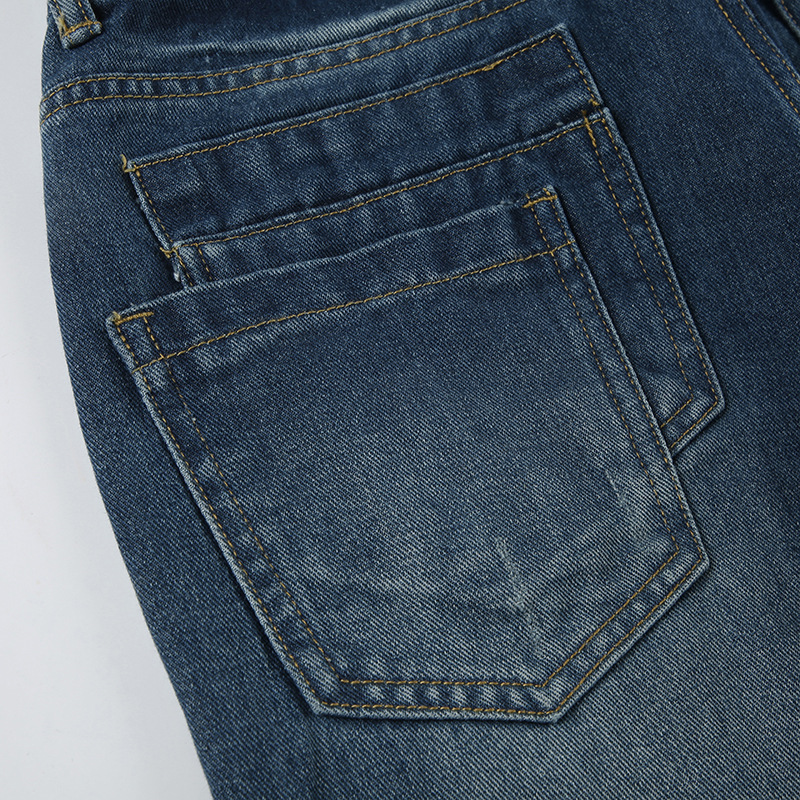 Vintage pleated washed denim jeans with loose fit and low waisted design for the street