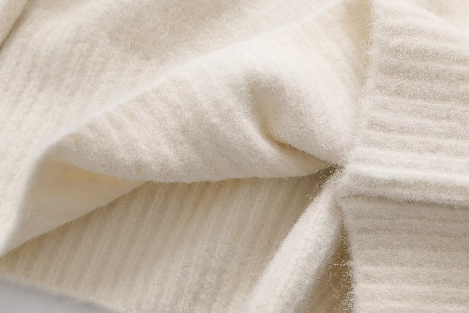 Crewneck Plain Cropped Polyester Sweater