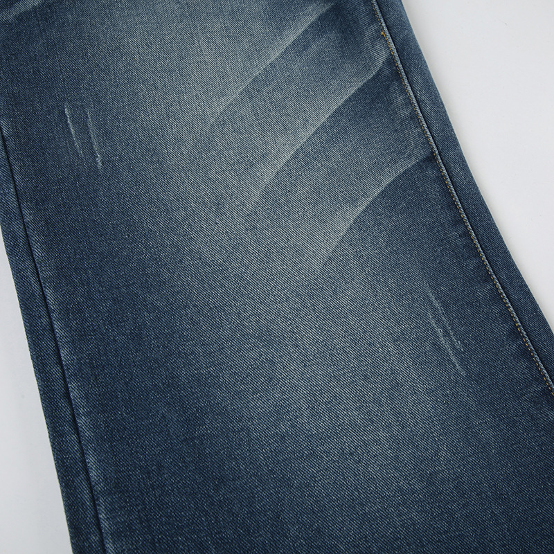 Vintage pleated washed denim jeans with loose fit and low waisted design for the street