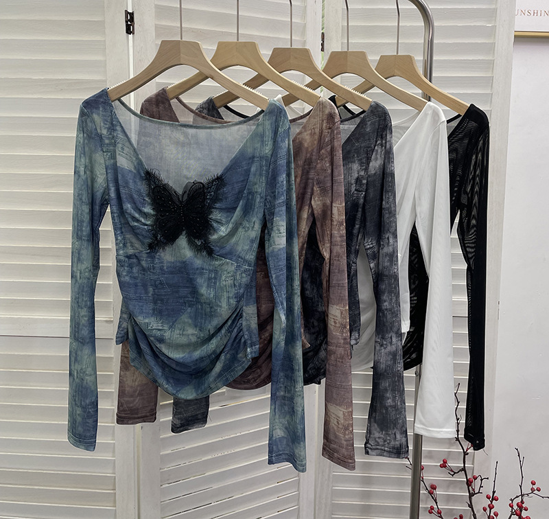 Plunging Neckline Long Sleeve Slim Fit Top