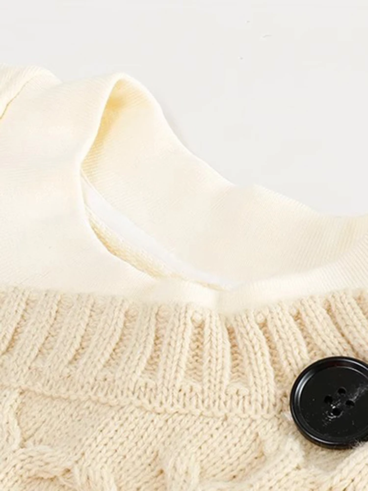 Polyester Spliced Two-Tone Irregular Sweater