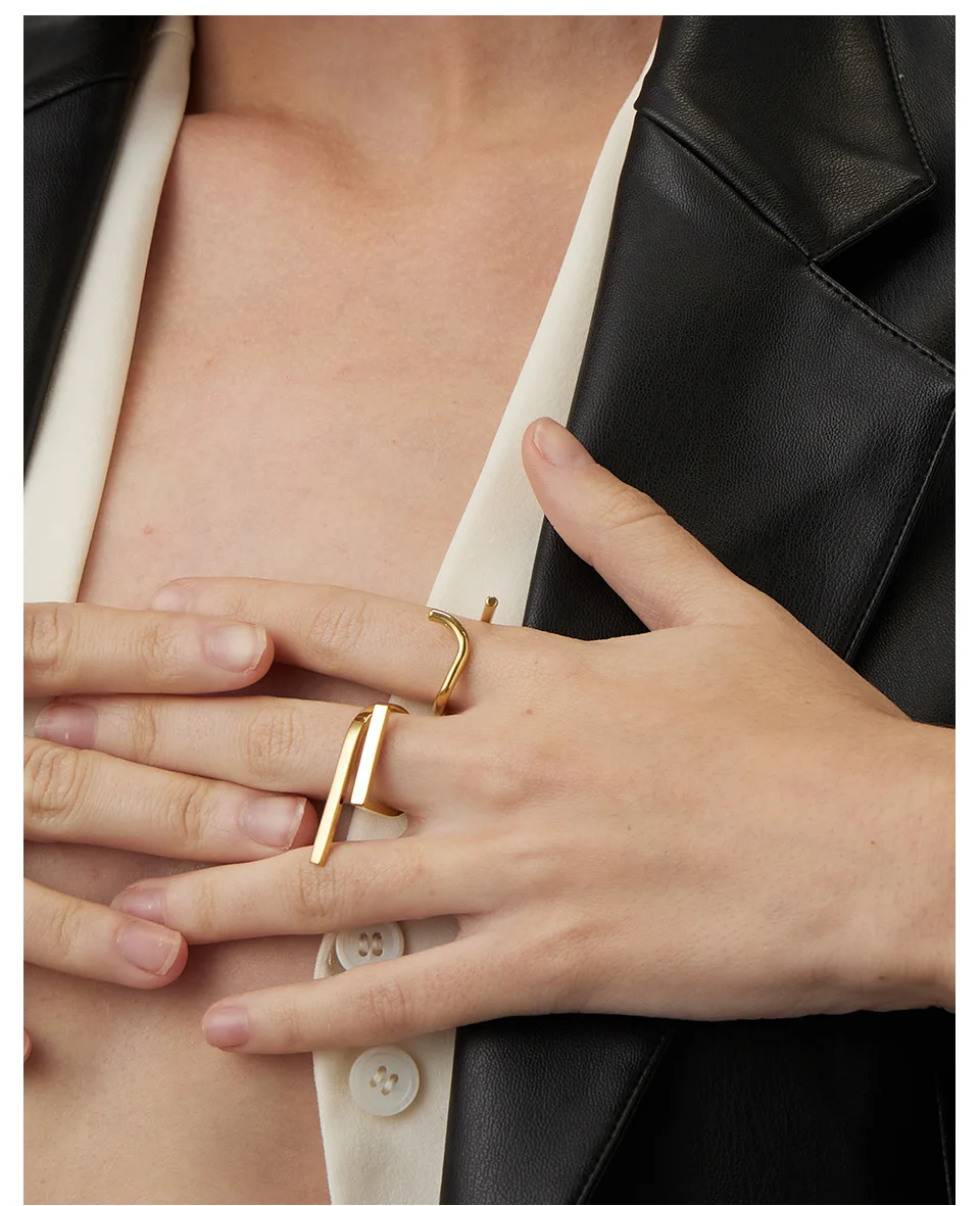 Futuristic Rings For Women Simple Gold Color Stainless Steel Ring Fashion Jewelry Birthday Christmas Gift