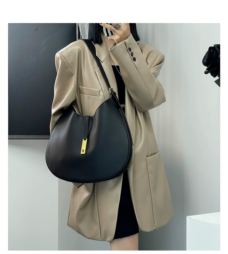 Fashion Ruched Hobos Women Handbag Designer Women Bag Luxury Soft Pu Leather Shoulder Crossbody Bags Lady Simply Tote Purse