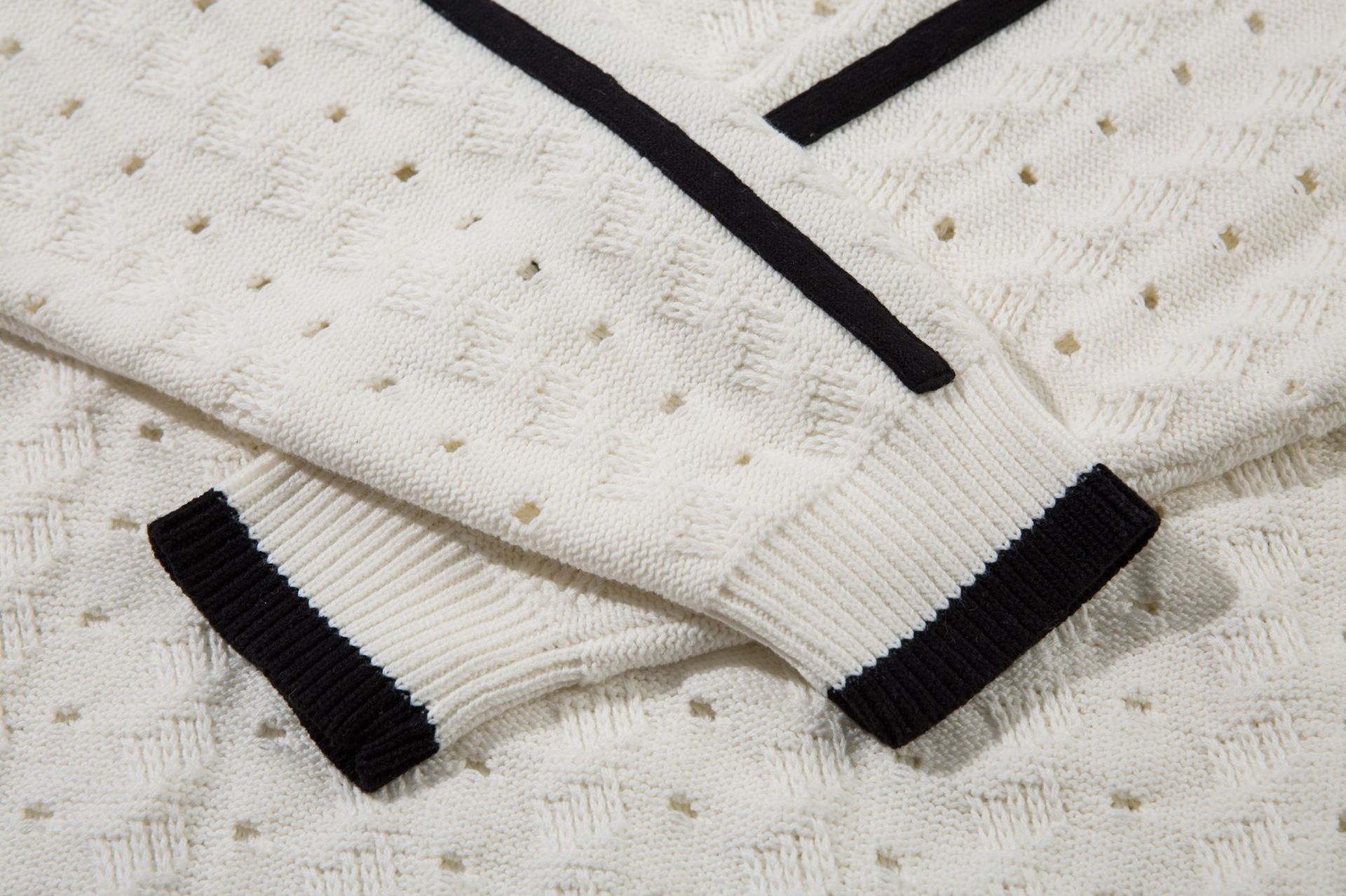 Loose Fit Jacquard Long Sleeve Sweater